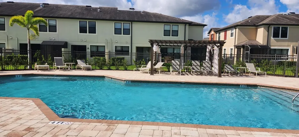 5286 78th Street Circle E Bradenton FL 34203