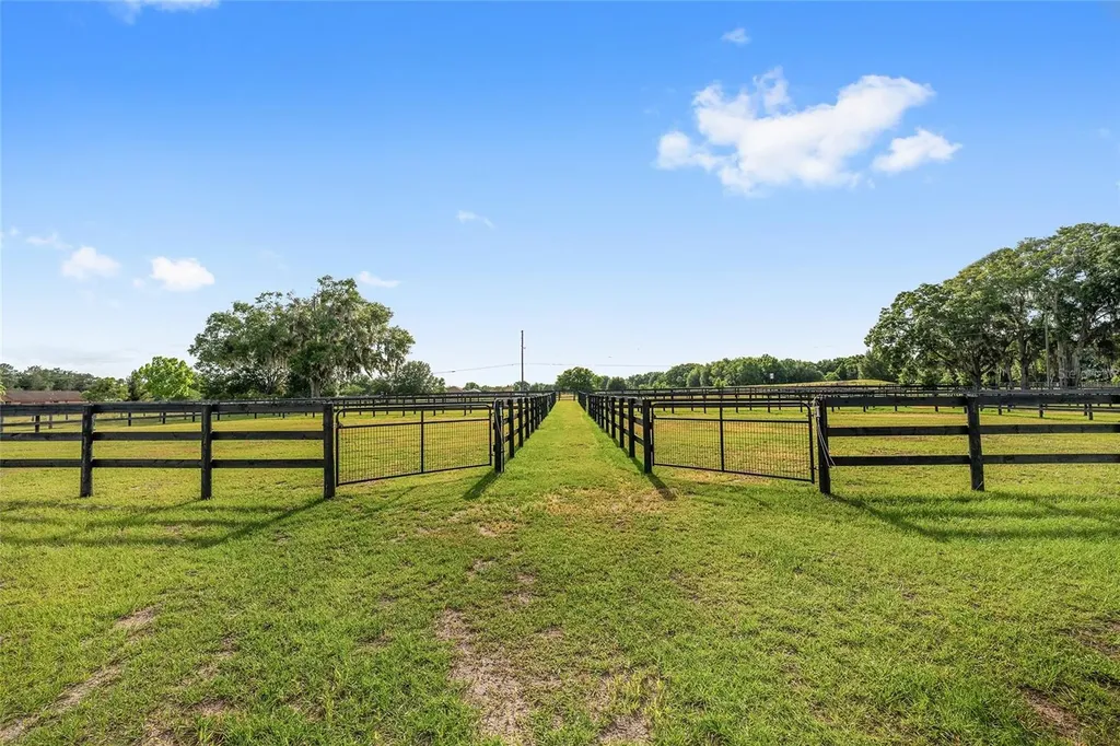 663 NW 80th Avenue Ocala FL 34482