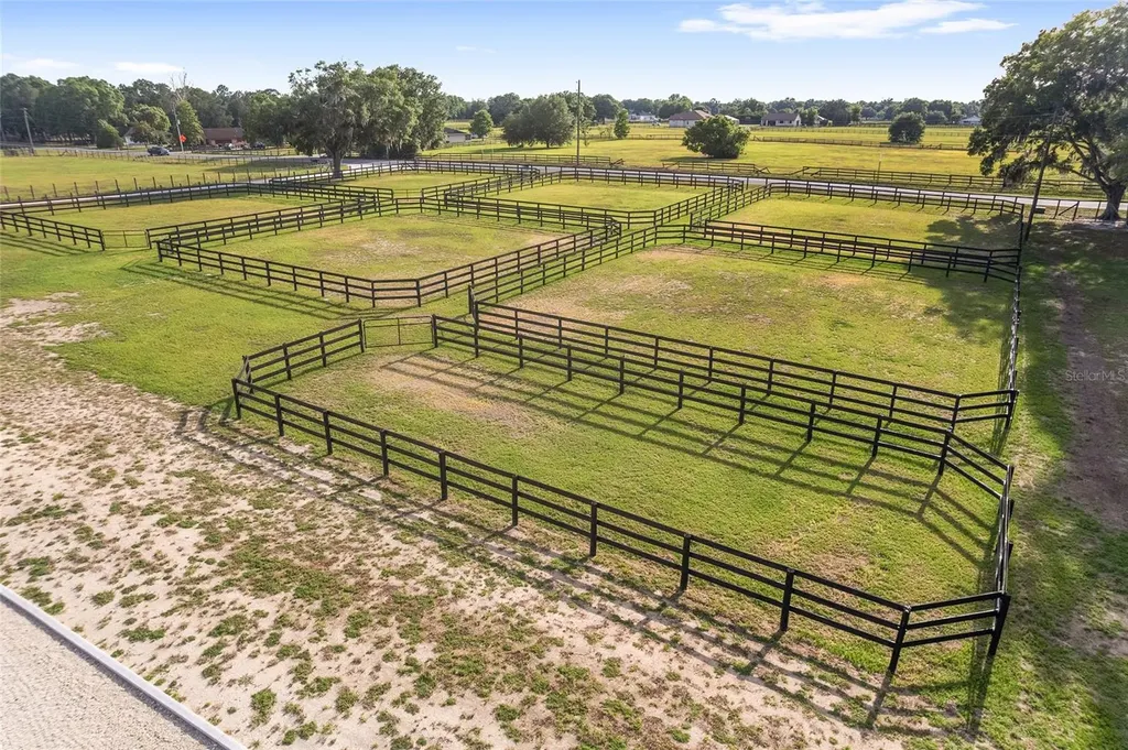663 NW 80th Avenue Ocala FL 34482
