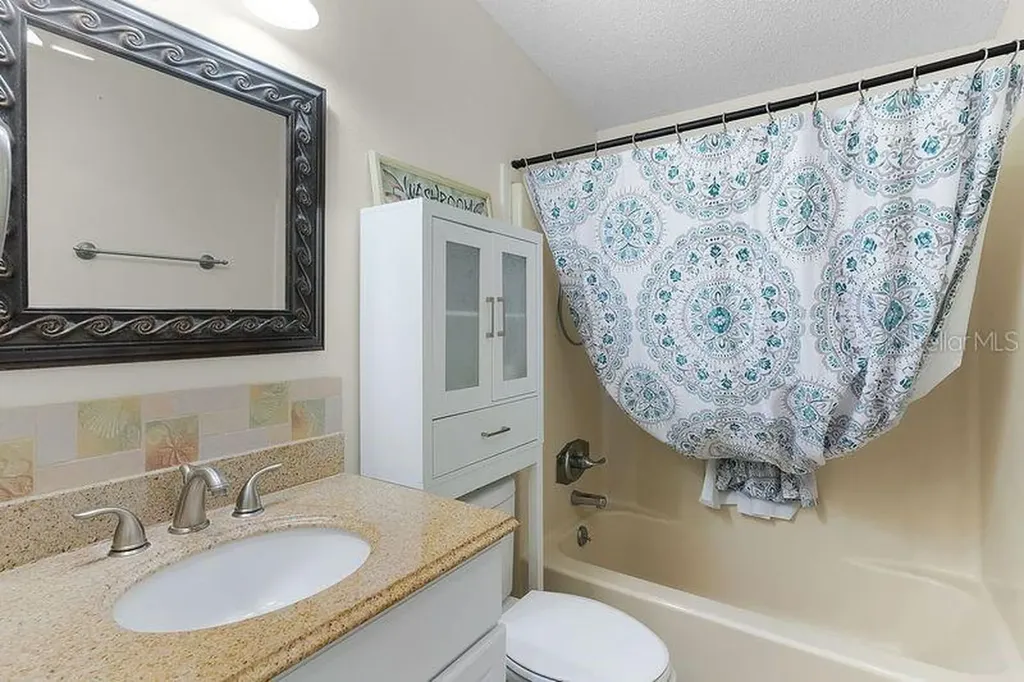 1709 E Schwartz Boulevard The Villages FL 32159