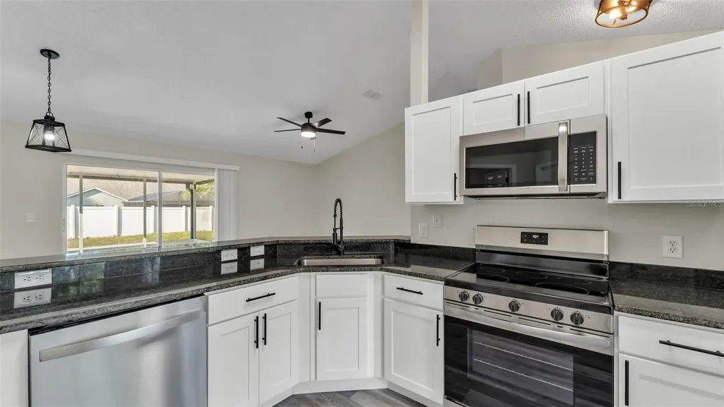 232 Timberpark Drive Davenport FL 33837