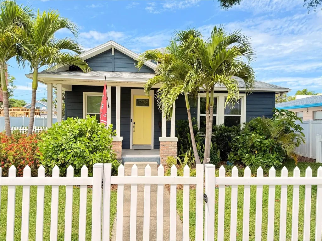 1028 5th Street N St Petersburg FL 33701