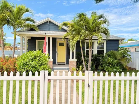 1028 5th Street N St Petersburg FL 33701