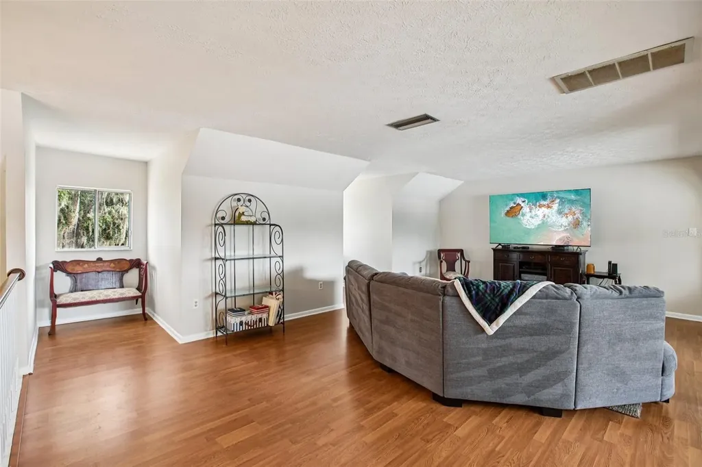 19254 Blount Road Lutz FL 33558