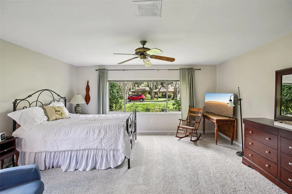 19254 Blount Road Lutz FL 33558