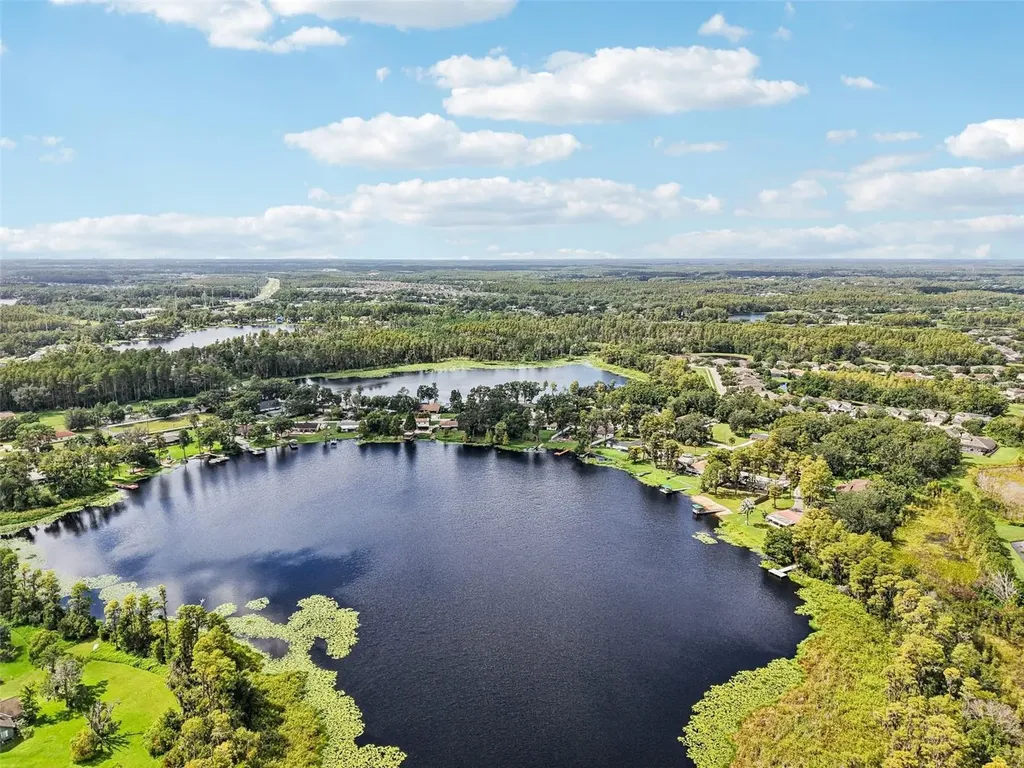 19254 Blount Road Lutz FL 33558