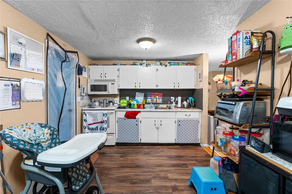 14009 N 20th Street Tampa FL 33613