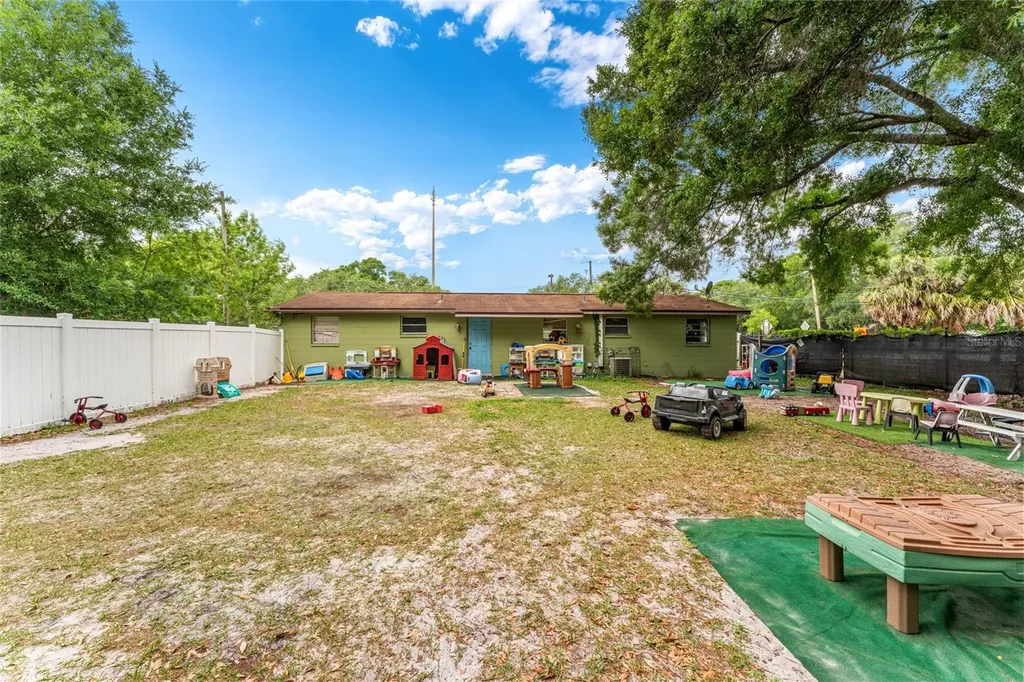 14009 N 20th Street Tampa FL 33613