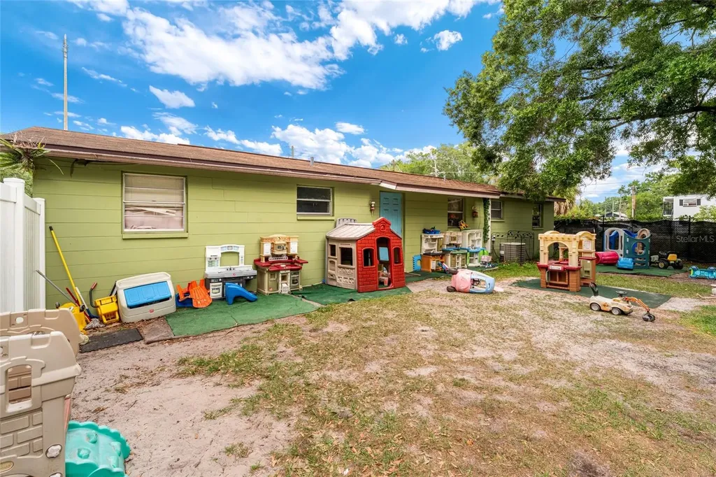 14009 N 20th Street Tampa FL 33613