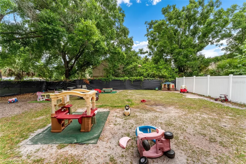 14009 N 20th Street Tampa FL 33613