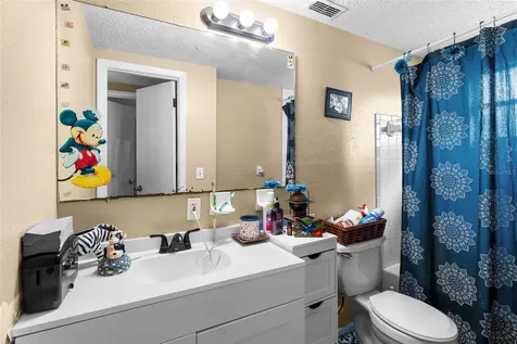 14009 N 20th Street Tampa FL 33613
