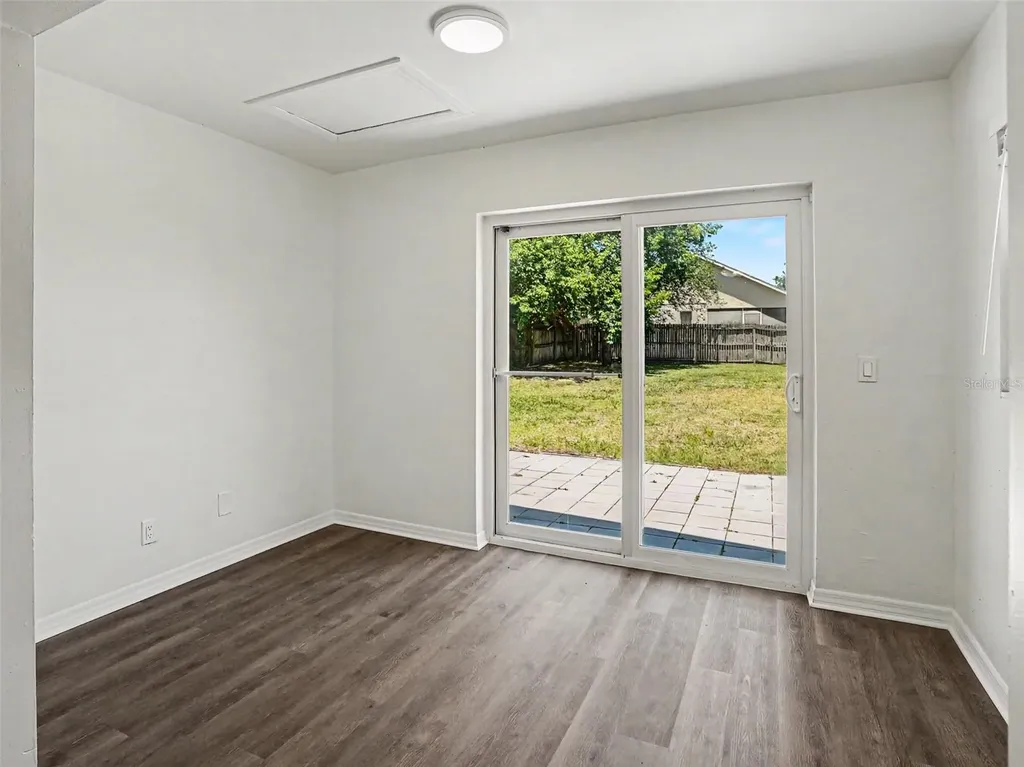 207 Lake Mccoy Drive Apopka FL 32712