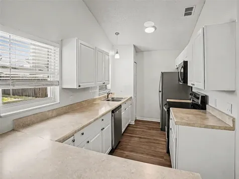 207 Lake Mccoy Drive Apopka FL 32712
