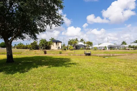 888 Boundary Boulevard Rotonda West FL 33947