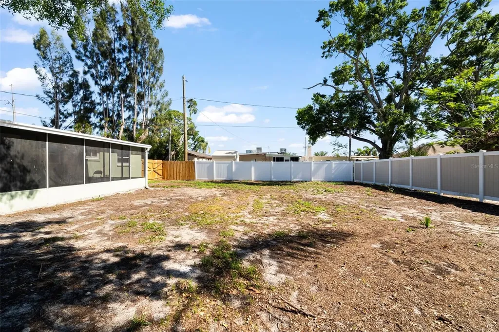 8141 42nd Street N Pinellas Park FL 33781