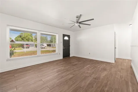 8141 42nd Street N Pinellas Park FL 33781