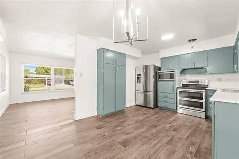 8141 42nd Street N Pinellas Park FL 33781