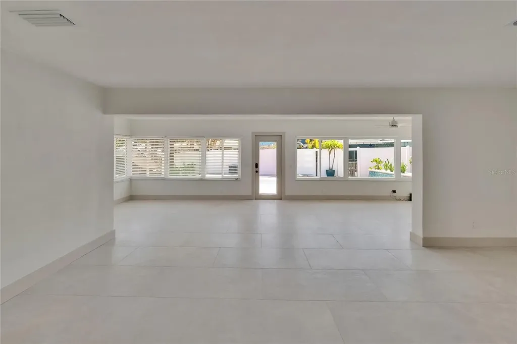 1492 Sea Gull Drive S South Pasadena FL 33707