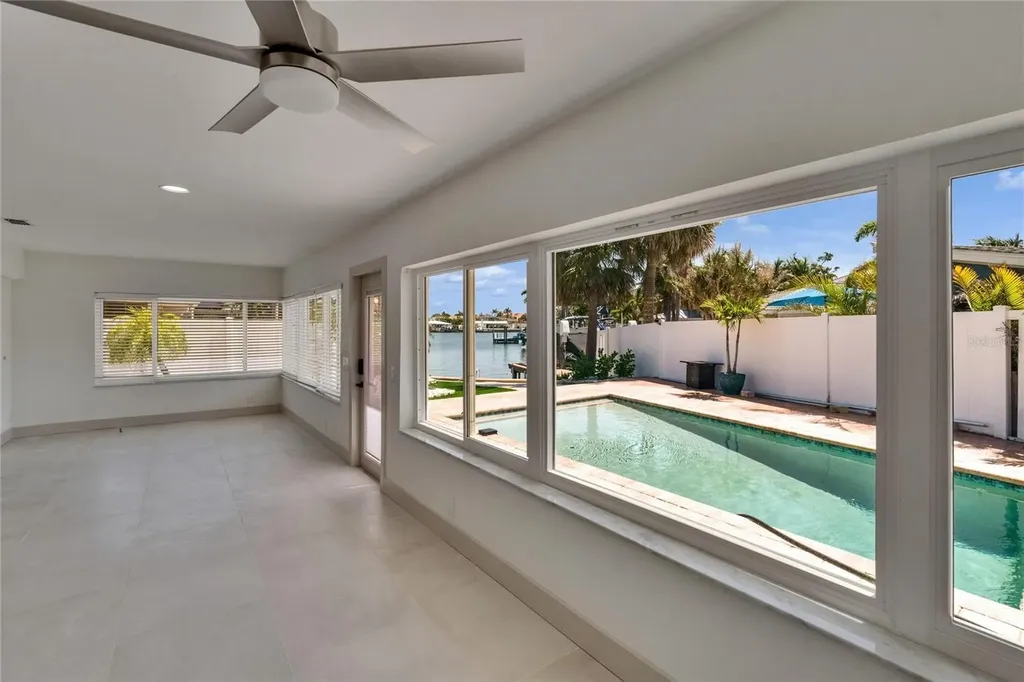 1492 Sea Gull Drive S South Pasadena FL 33707