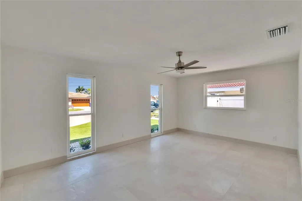 1492 Sea Gull Drive S South Pasadena FL 33707
