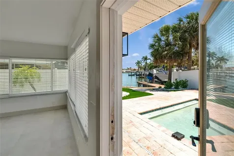 1492 Sea Gull Drive S South Pasadena FL 33707