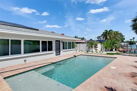 1492 Sea Gull Drive S South Pasadena FL 33707