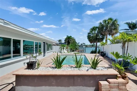 1492 Sea Gull Drive S South Pasadena FL 33707