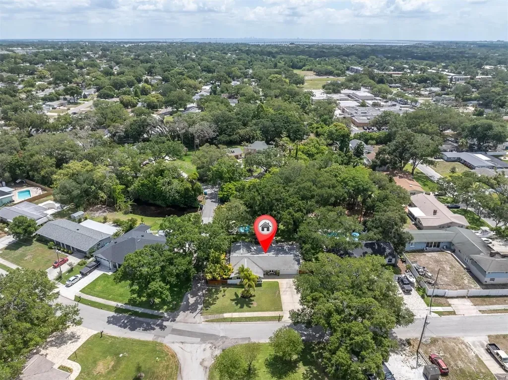 1243 Brookside Drive Clearwater FL 33764