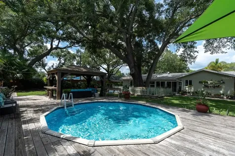 1243 Brookside Drive Clearwater FL 33764