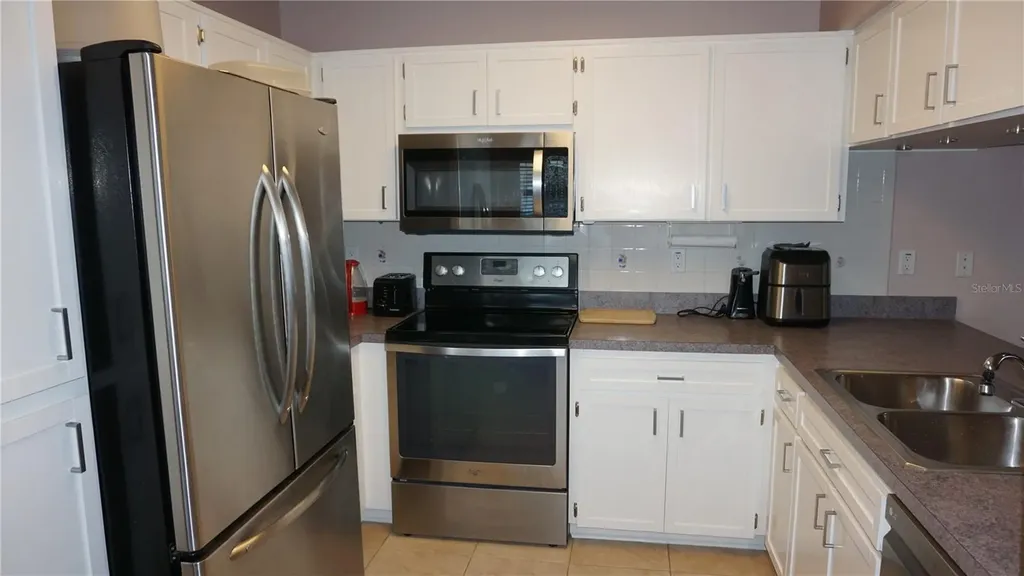 7713 Hillside Court Hudson FL 34667