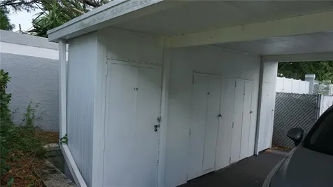 7713 Hillside Court Hudson FL 34667