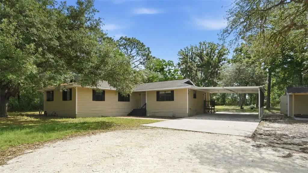605 NW 117th Court Ocala FL 34482