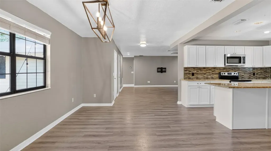 605 NW 117th Court Ocala FL 34482