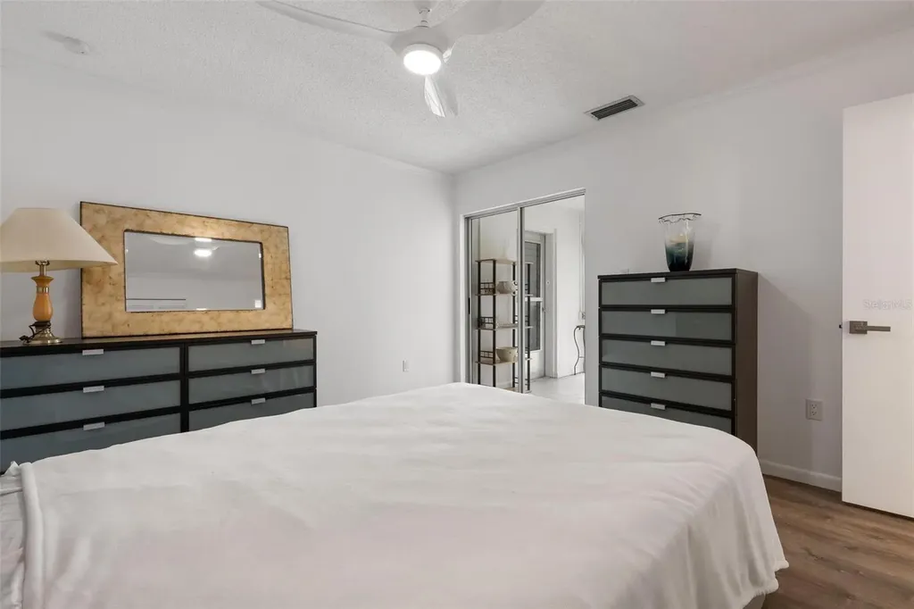 4212 Center Gate Lane Sarasota FL 34233