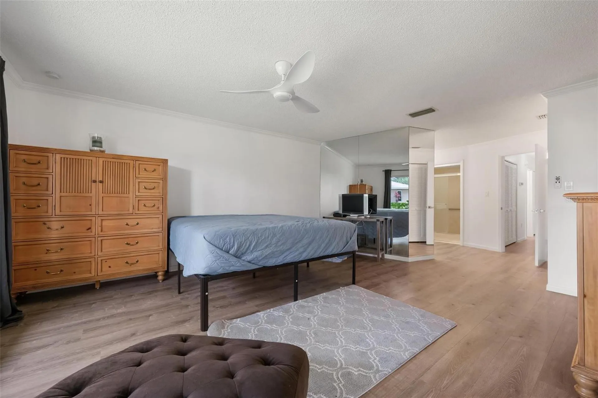 4212 Center Gate Lane Sarasota FL 34233