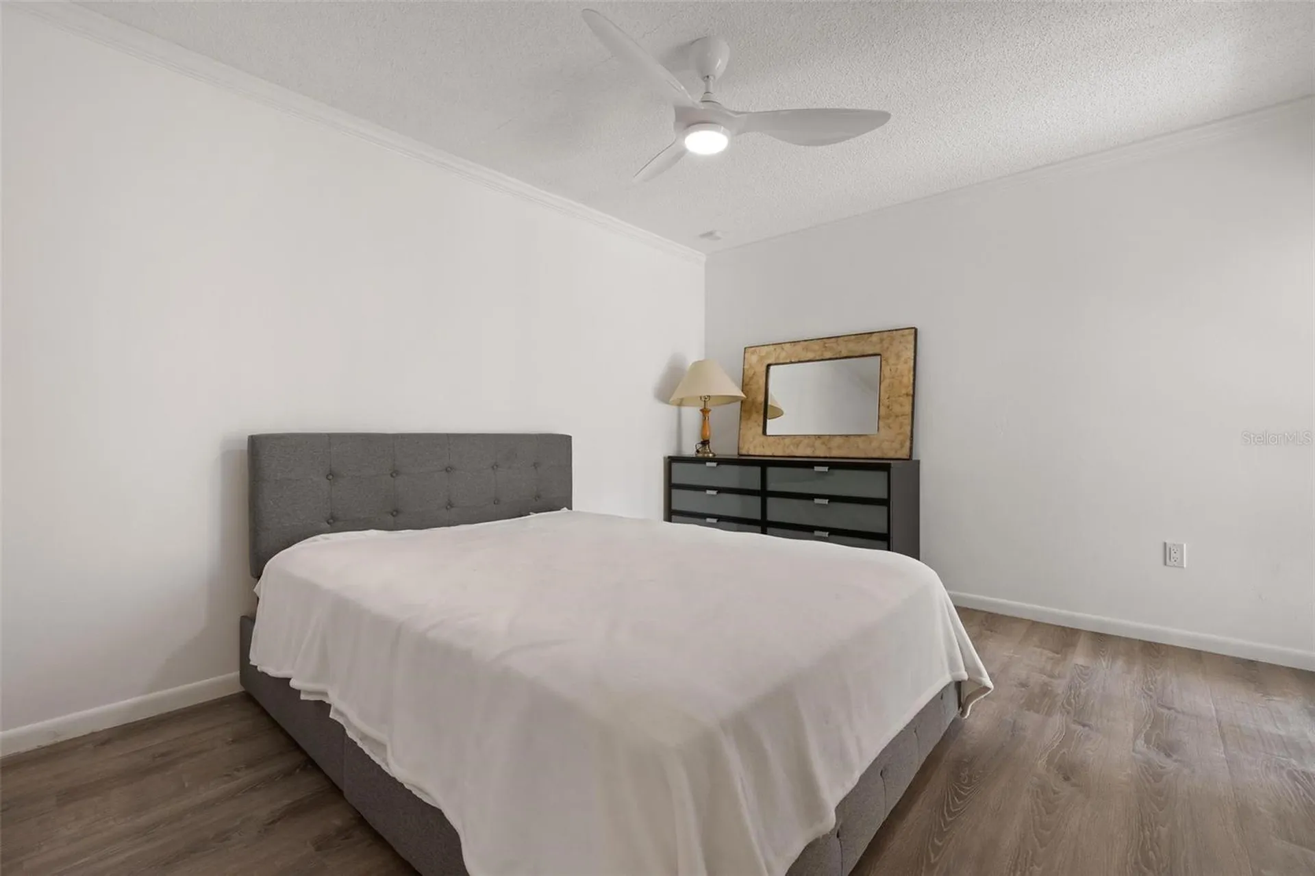 4212 Center Gate Lane Sarasota FL 34233