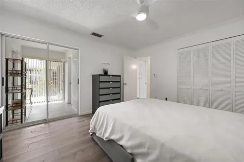 4212 Center Gate Lane Sarasota FL 34233