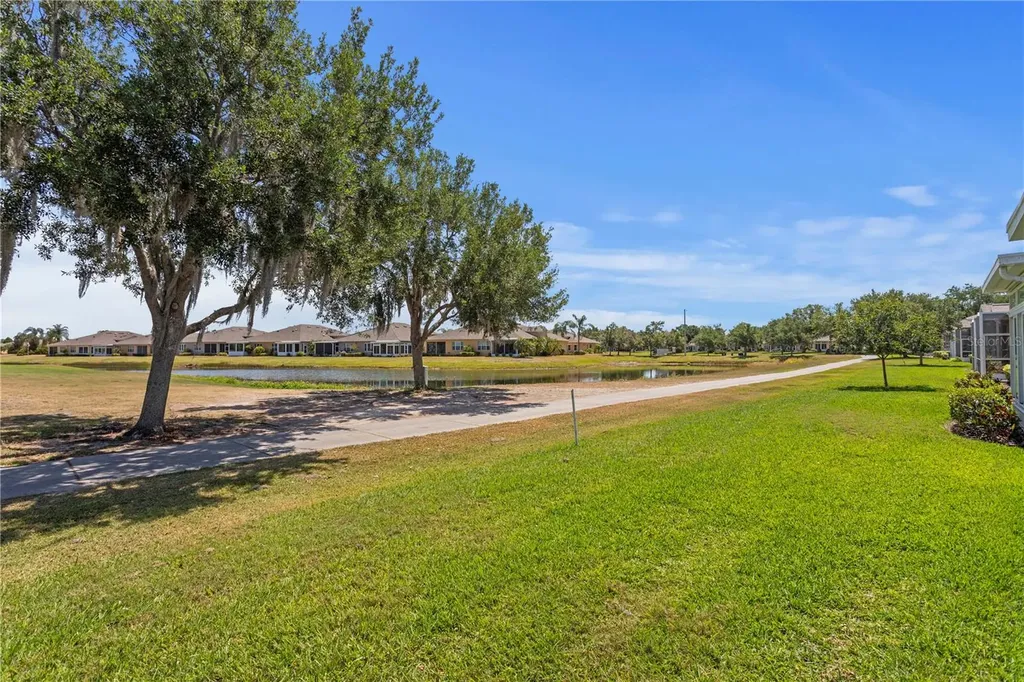 2119 Sifield Greens Way Sun City Center FL 33573