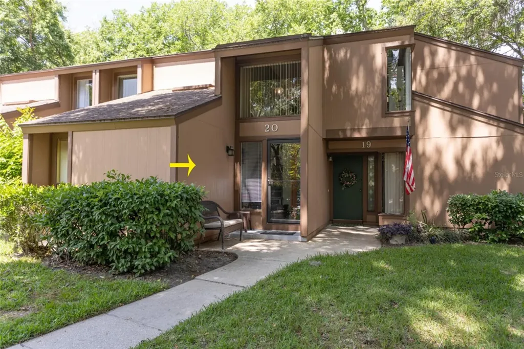 20 Broadmore Circle Palm Coast FL 32137