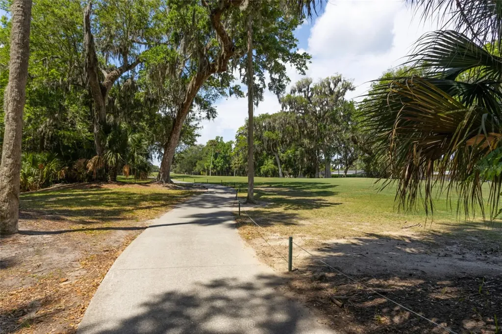 20 Broadmore Circle Palm Coast FL 32137