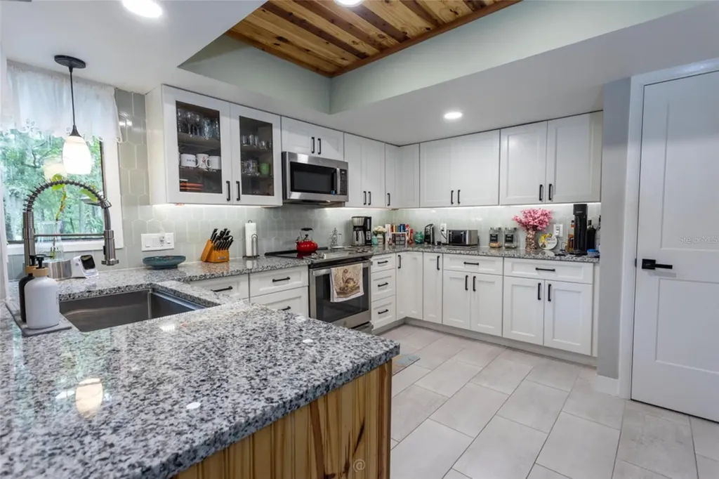 20 Broadmore Circle Palm Coast FL 32137