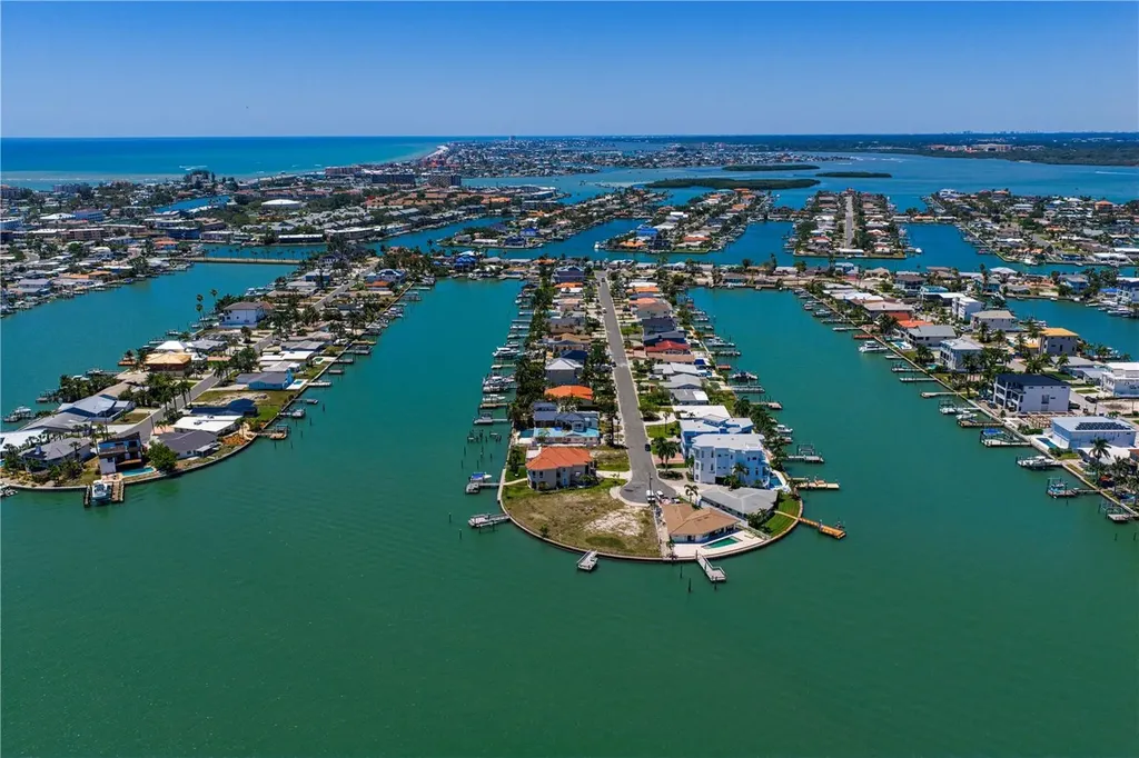 11050 5th Street E Treasure Island FL 33706