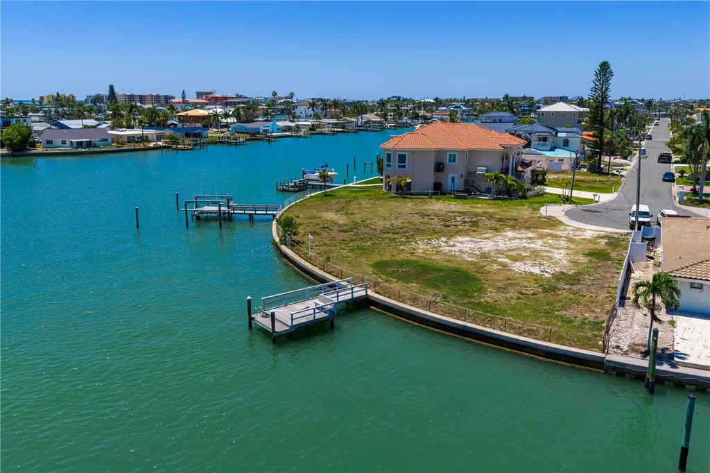 11050 5th Street E Treasure Island FL 33706