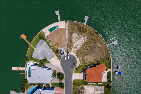 11050 5th Street E Treasure Island FL 33706