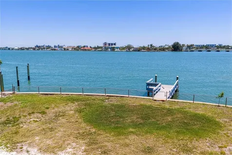 11050 5th Street E Treasure Island FL 33706