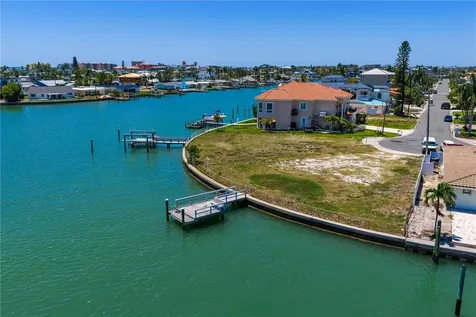 11050 5th Street E Treasure Island FL 33706