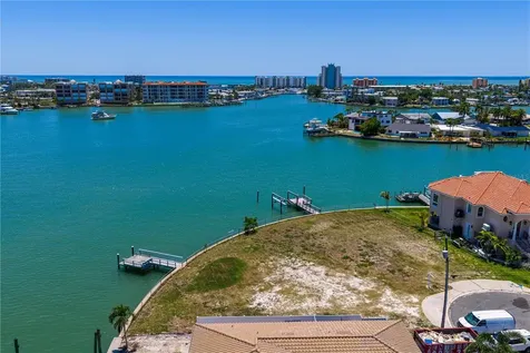 11050 5th Street E Treasure Island FL 33706