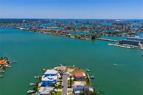 11050 5th Street E Treasure Island FL 33706