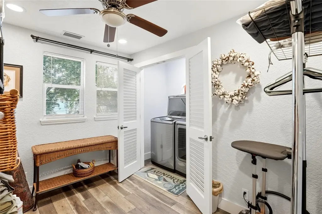 140 13th Avenue NE St Petersburg FL 33701