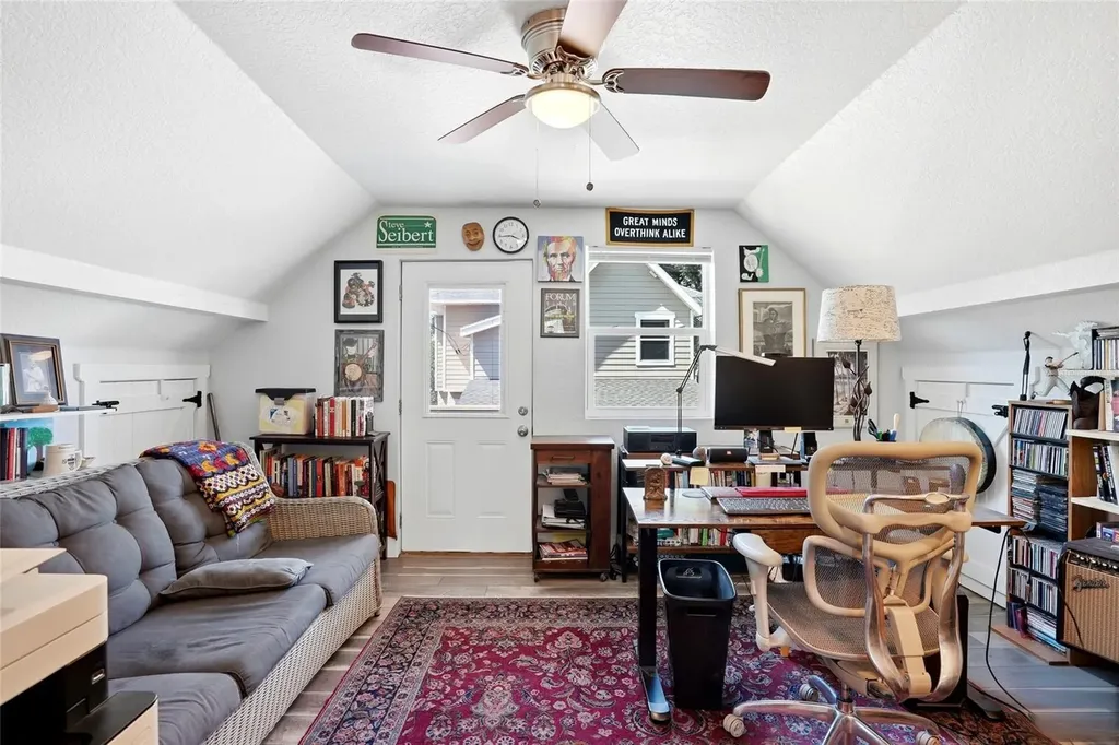 140 13th Avenue NE St Petersburg FL 33701